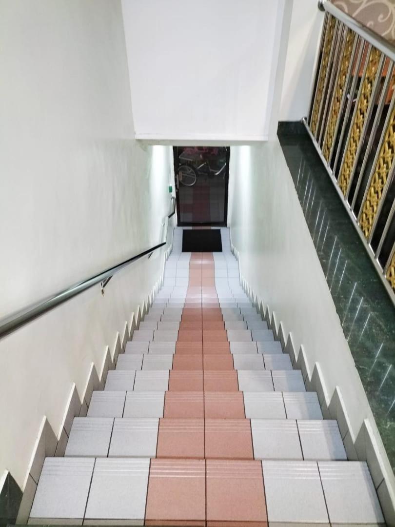 Faber Inn Bintulu Exterior foto